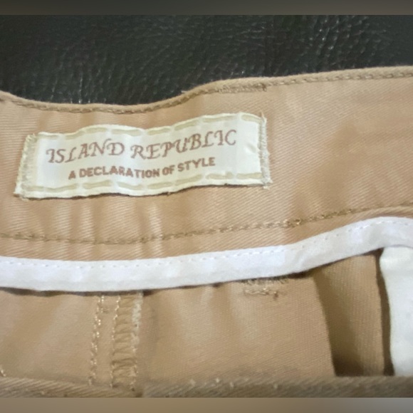 Island Republic Men’s Tan Shorts Embroidered With Fish Cruise Beach Sz 42 - Picture 9 of 14